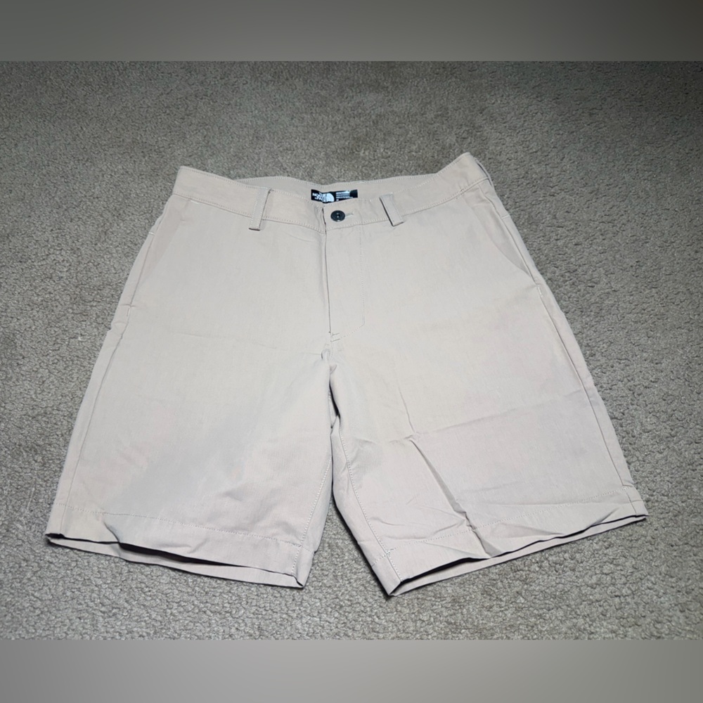 The North Face Men’s Khaki Shorts Size 32